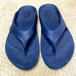 Oofos sandals